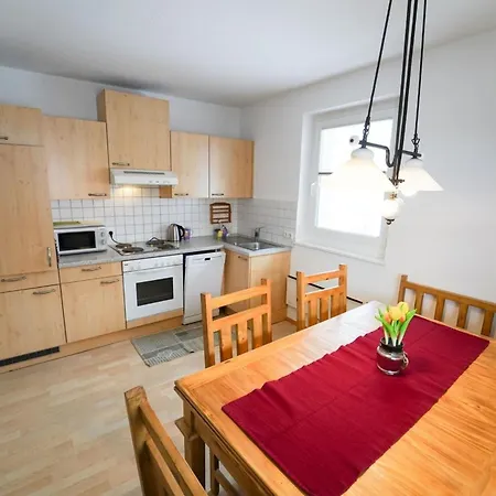 Apartment Schoene In Zell Am