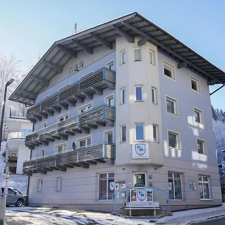 Apartment Schoene In Zell Am Zell am See