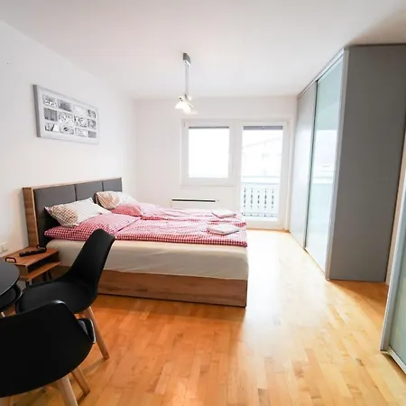 Apartment Schoene In Zell Am *